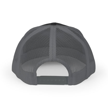 The defender Trucker hat/ Red